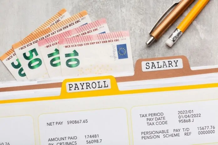 How to Manage Payroll for Remote and Hybrid Workforces