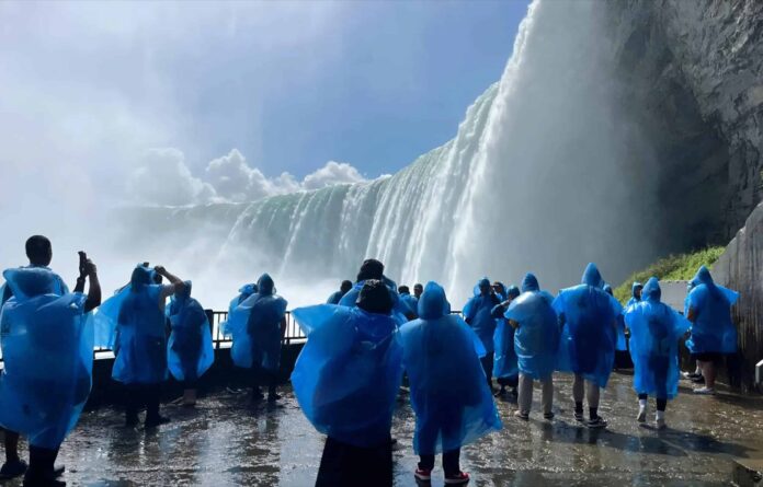 Niagara falls